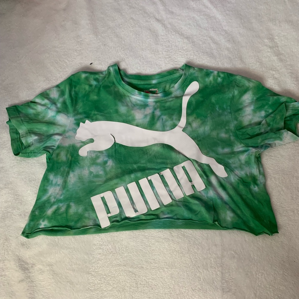 Worn, green puma loose crop top